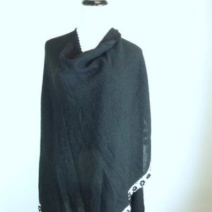 Alpaca internationa baby alpaca Shawl poncho sweater embroidered wrap top Peru